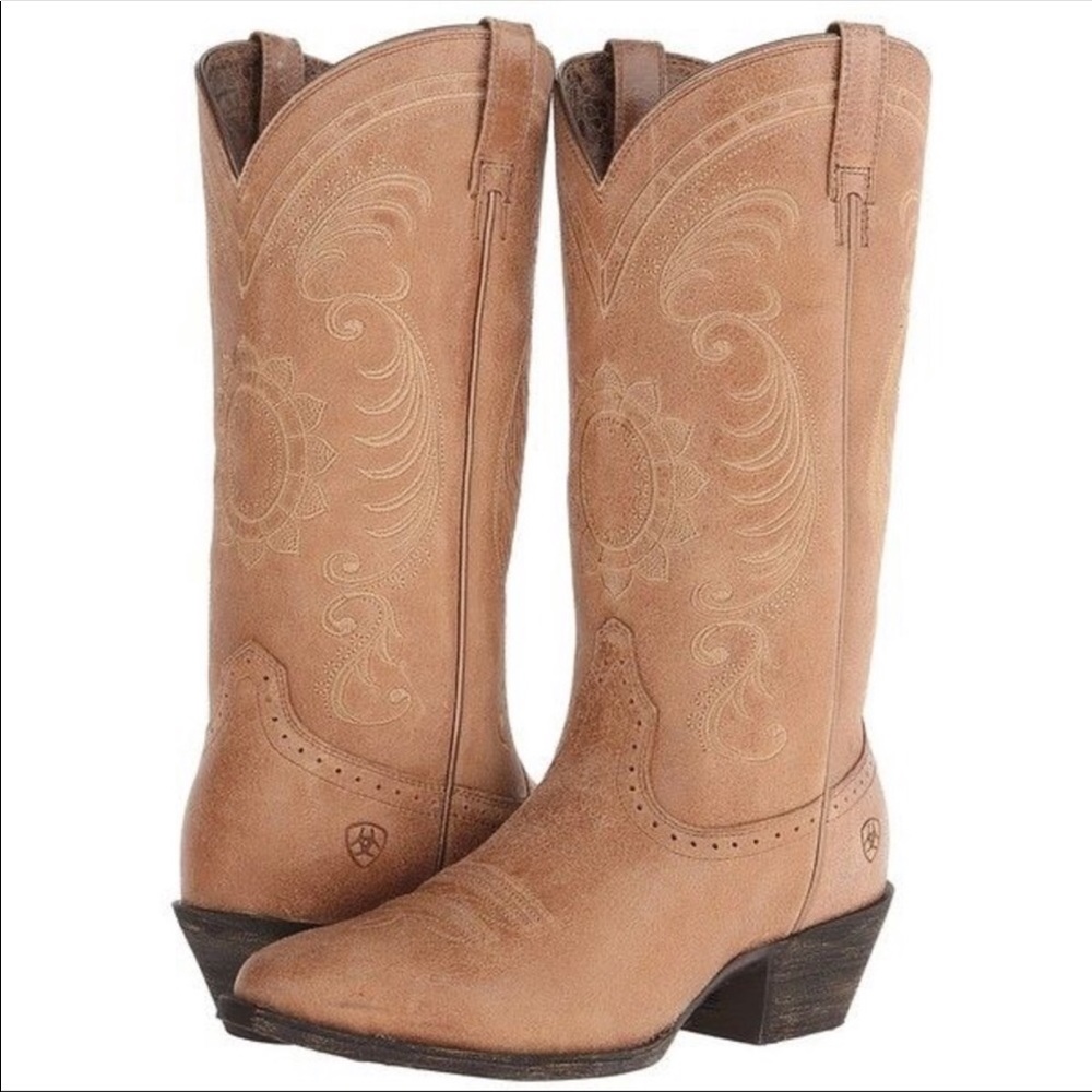 Ariat Magnolia Boots 8.5 B Western fashion boots
